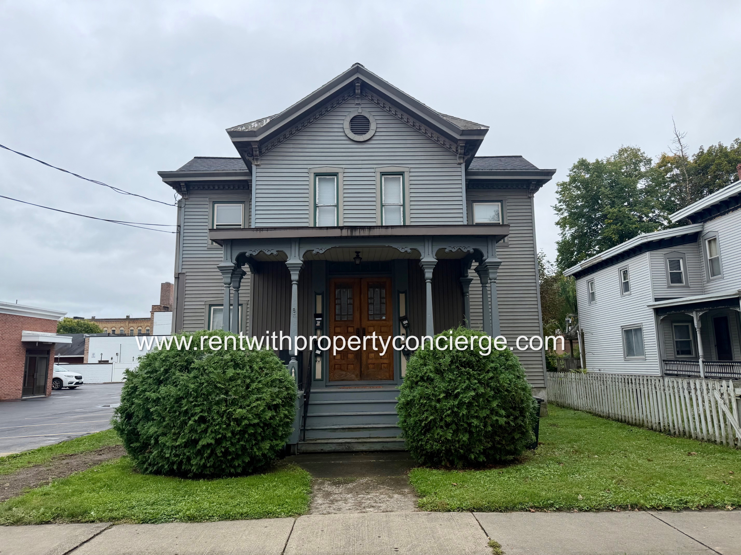 Property main image