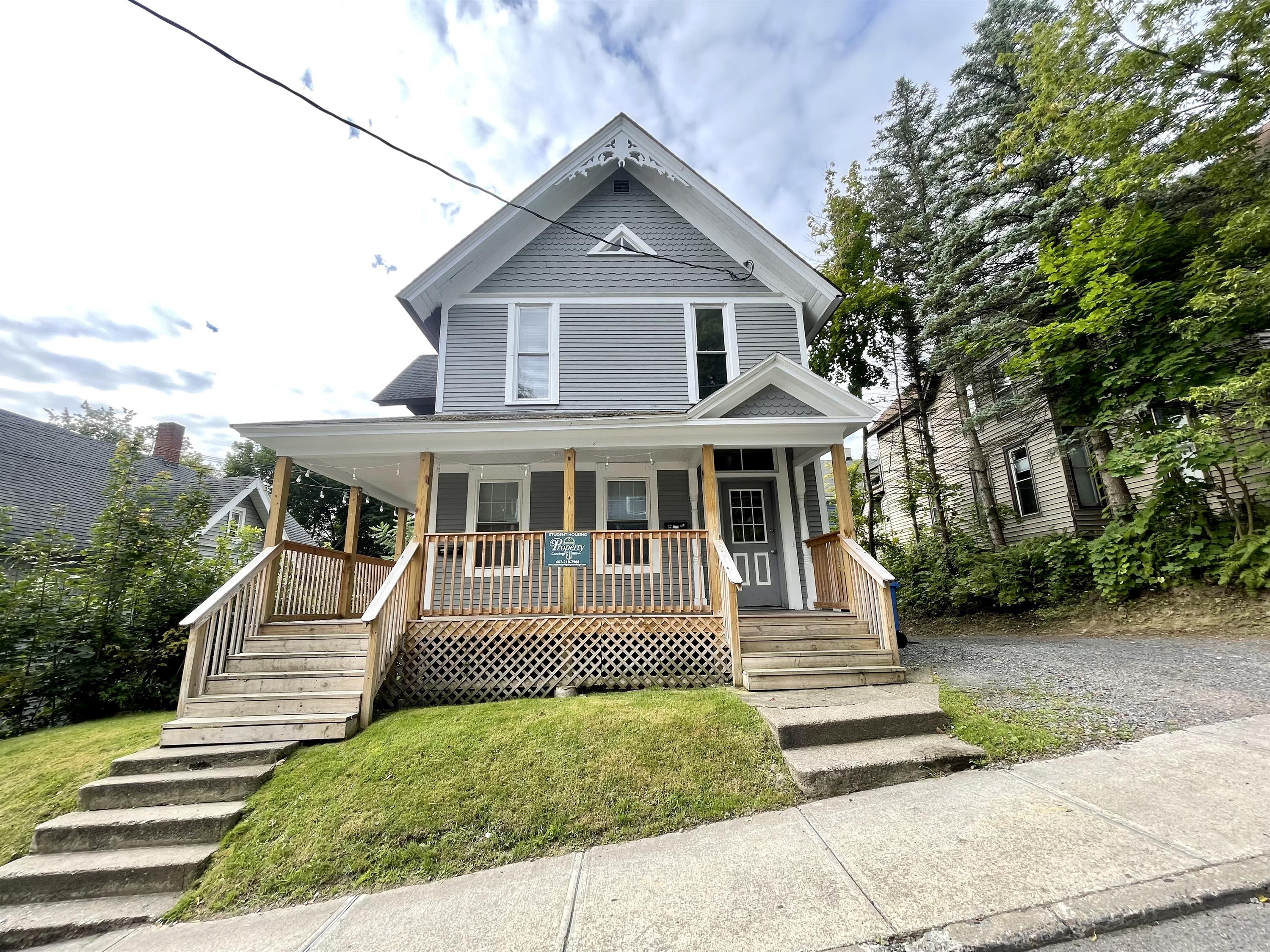 31 Clayton Avenue - 2 (Up)